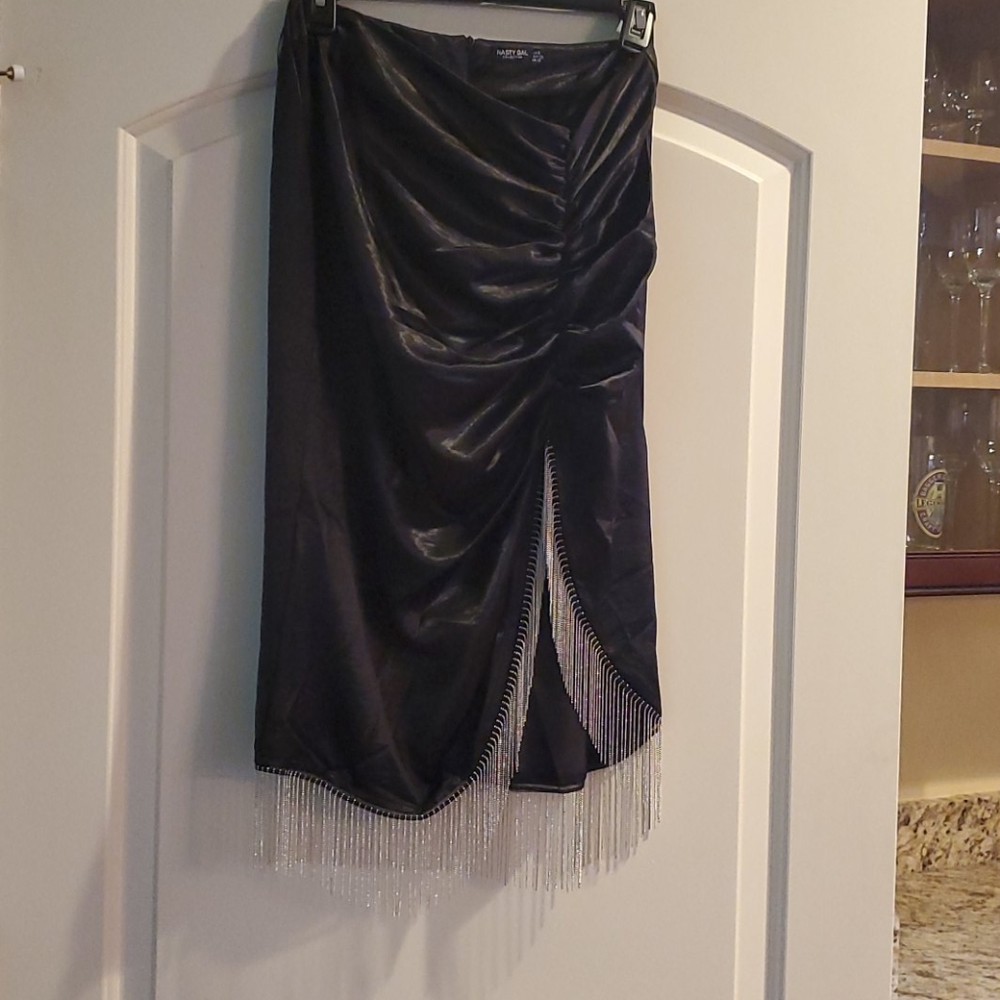 NWT SATIN FRINGE SKIRT - Picture 3 of 5